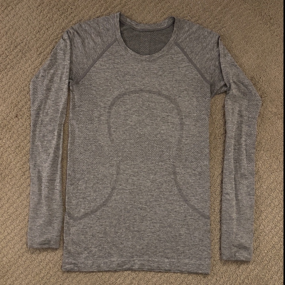lululemon Swiftly Tech Long-Sleeve Shirt 2.0 Hip Length (Size: 6)